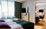 Urheberrecht: Jimmy Eriksson, Kocksgatan 17K, 116 24 Stockholm, 070-373 44 29, info@jimmyeriksson.se Scandic Elmia, room, suite